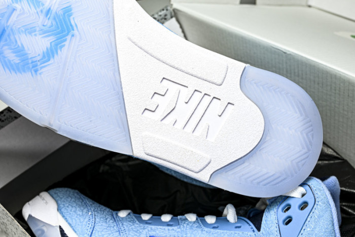 Jordan 5 Retro HQ7978-401