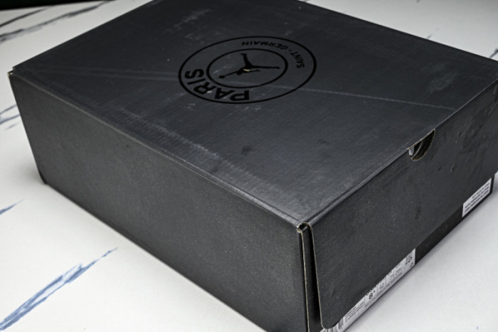 PSG x Air Jordan 5 “Off Noir” HQ3004-001
