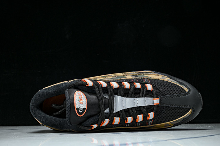 Nike Air Max 95 OG “Green Camo” HQ1973-001