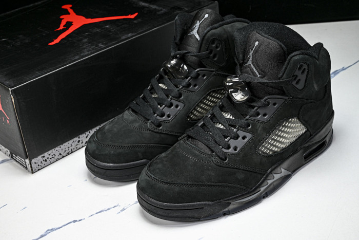 Air Jordan 5 Retro "Black Cat" FZ2239-001