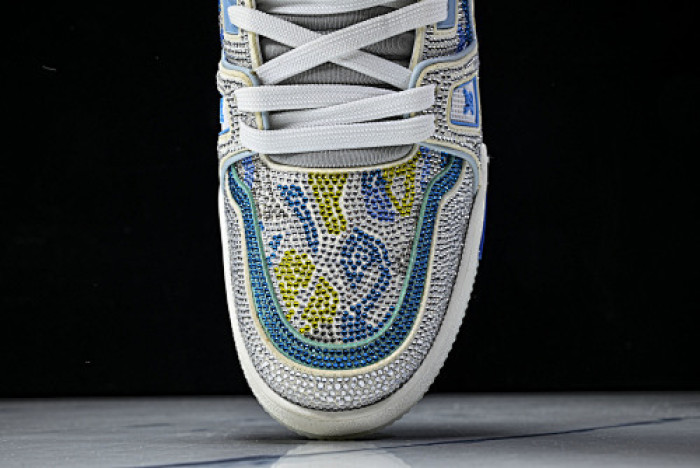 LOVT SNEAKER lv-548