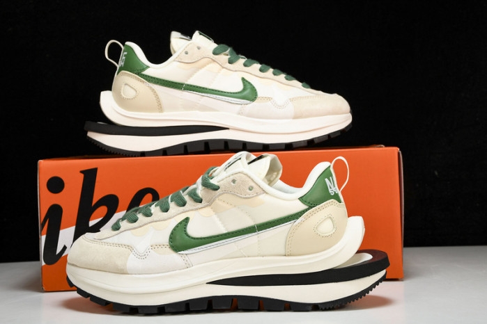 sacai x vaporwaffle