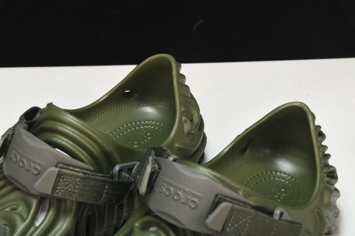 Cr0c5 Pollex Clog by Salehe Bembury Cucumber CP-3