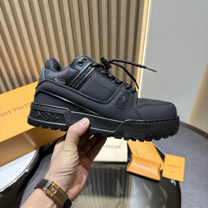 LOVT SNEAKER lv-236
