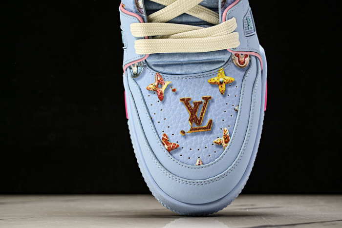 LOVT SNEAKER lv-556