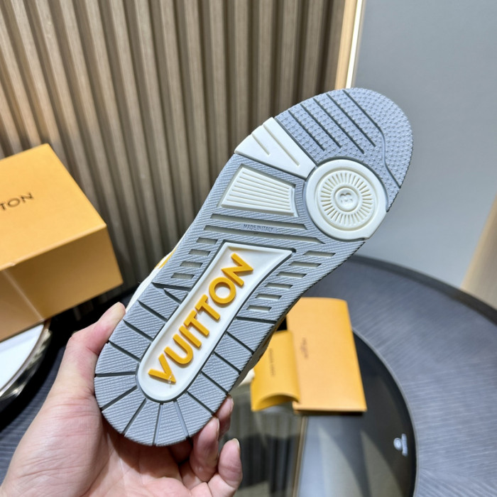 LOVT SNEAKER lv-242
