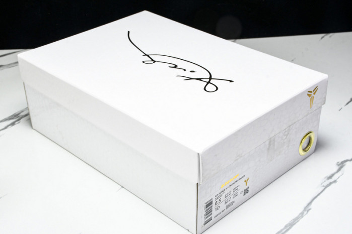 Kobe Bryant x Nike Air Force 1 Low HV5122-001