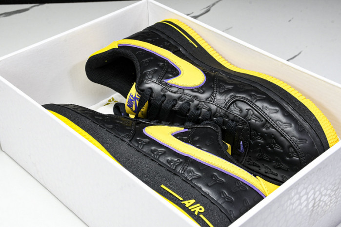Kobe Bryant x Nike Air Force 1 Low HV5122-001