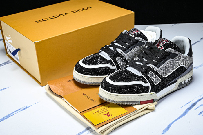 LOVT SNEAKER lv-563