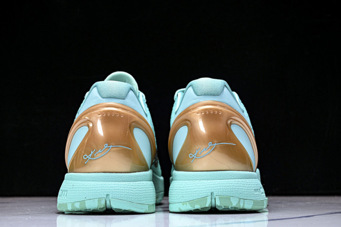Jalen Brunson x Nike Kobe 6 Protro “Statue of Liberty” IQ5774-300