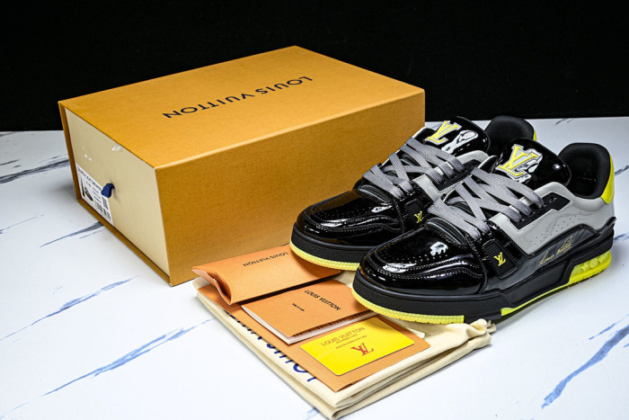 LOVT SNEAKER lv-565