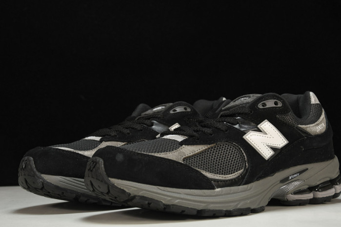 New Balance 2002R M2002RR1