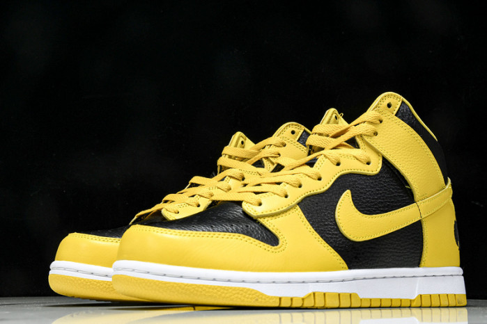 Nike Dunk High “Wu-Tang Clan” HJ4320-001