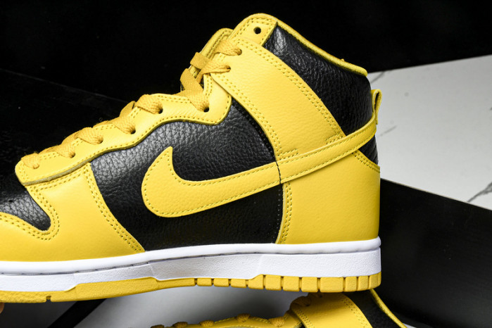 Nike Dunk High “Wu-Tang Clan” HJ4320-001