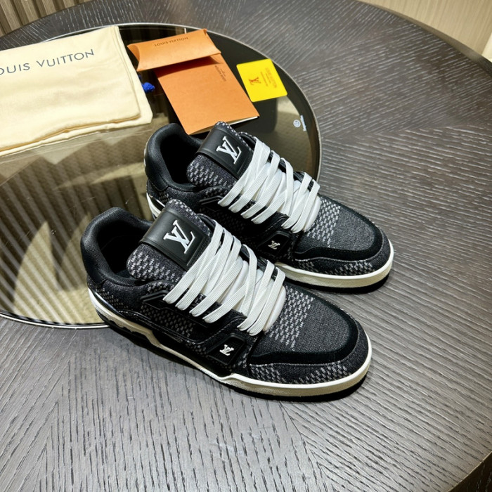 LOVT SNEAKER lv-212