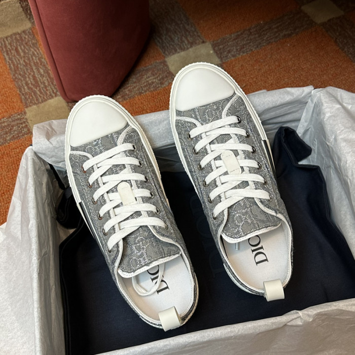 DR B23 LOW-TOP SNEAKERS DR-75