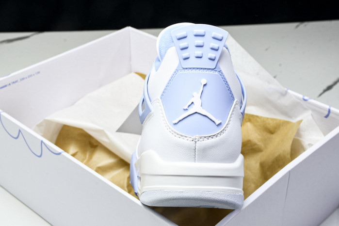 Air Jordan 4 WMNS "Aluminum" HV0823-100