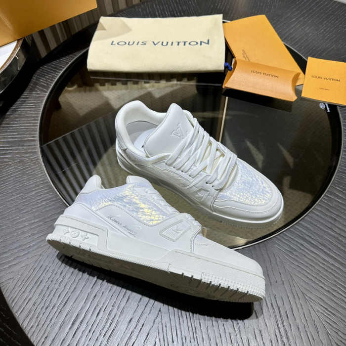 LOVT SNEAKER lv-235
