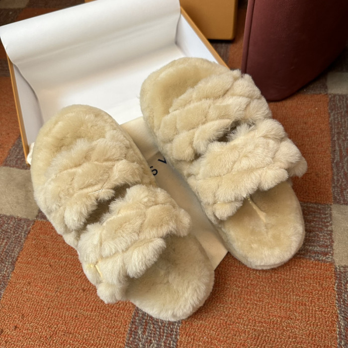 LOVT SANDAL 041563