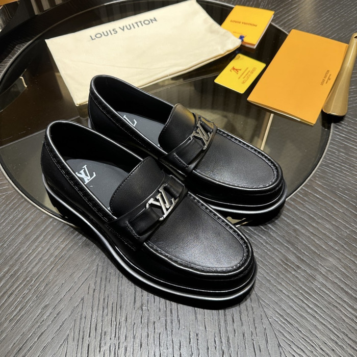 LOVT SNEAKER lv-595