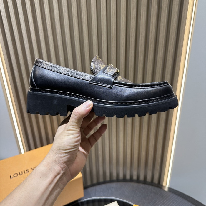 LOVT SNEAKER lv-599
