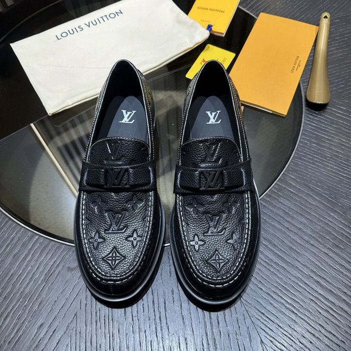 LOVT SNEAKER lv-590