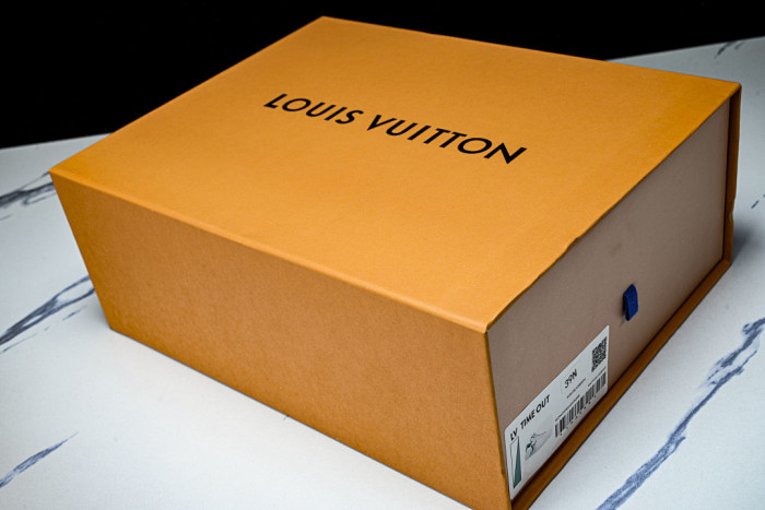 LOVT SNEAKER LV-607