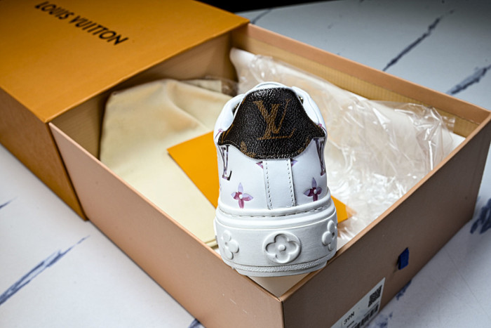 LOVT SNEAKER LV-608