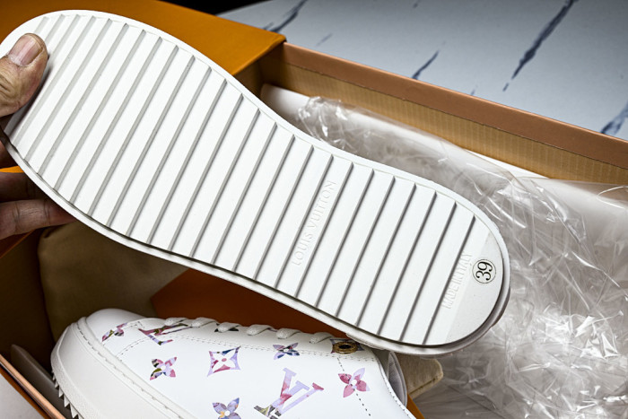 LOVT SNEAKER LV-608