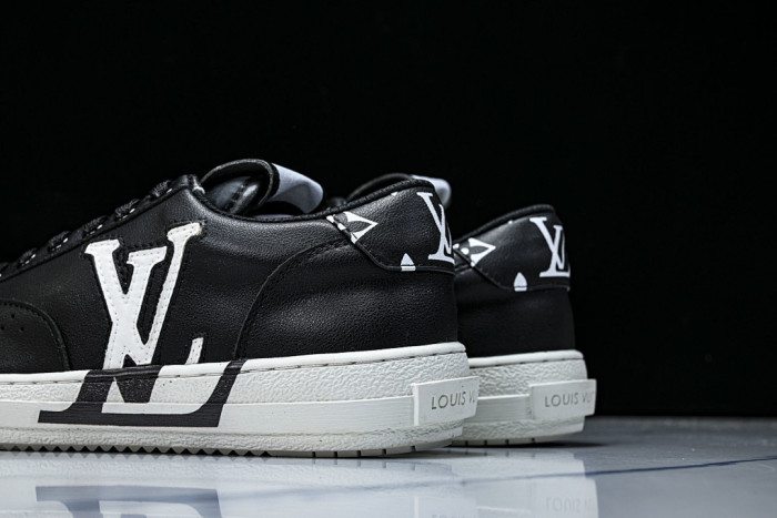 LOVT SNEAKER LV-604