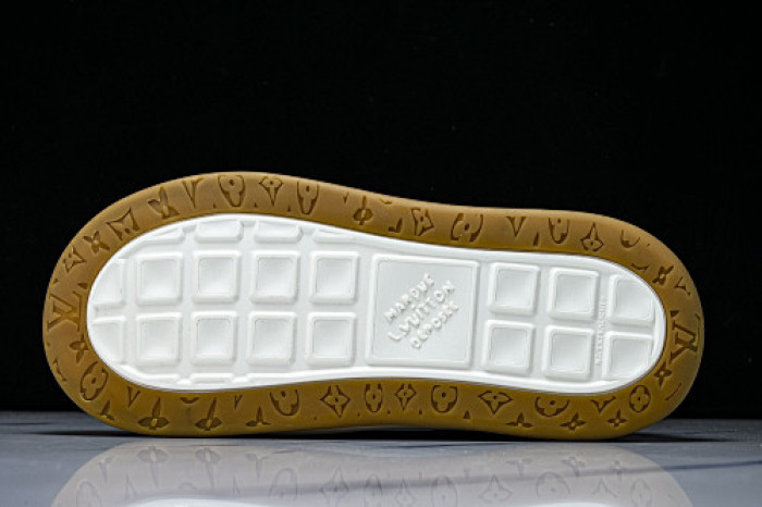 LOVT SNEAKER lv-609