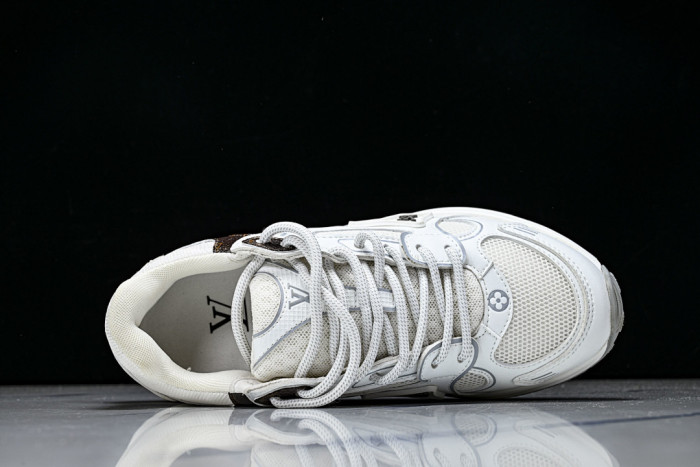LOVT Olympia lv-615