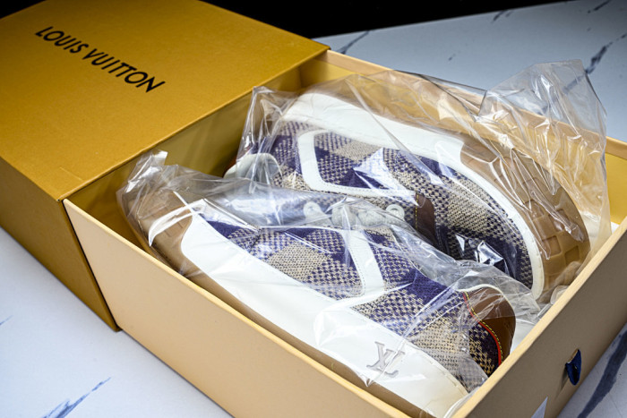 LOVT SNEAKER lv-619