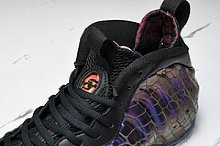 TEKKEN 8 x Nike Air Foamposite One “Kazuya Mishima” FQ9050-400