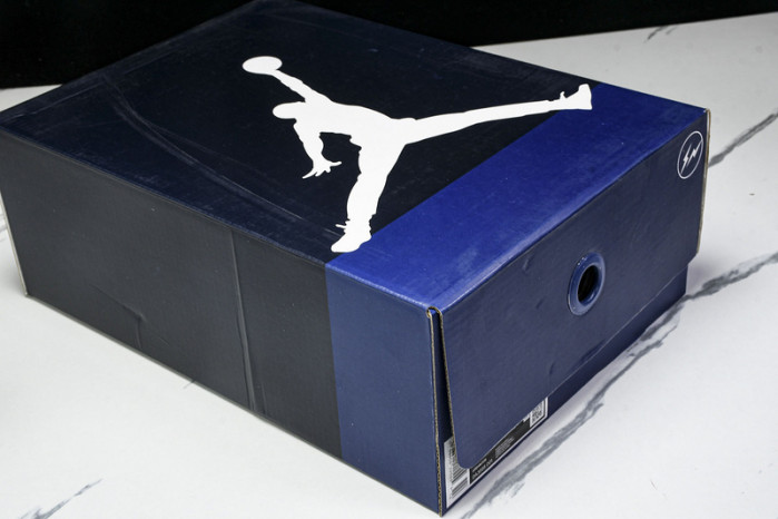 Fragment Design x Air Jordan 3 DA3595-1001