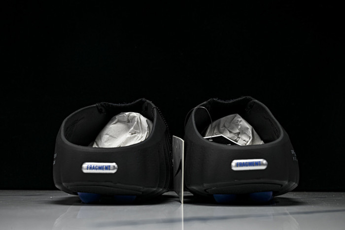 Nike Mind 001 Mule IQ8502-001 (RUN SMALL,PLS 1 SIZE UP)
