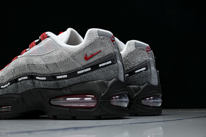 Undefeated x Nike Air Max 95 