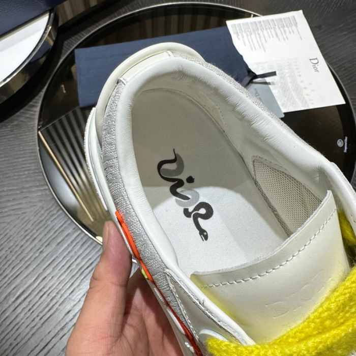 DR B33 LOW-TOP SNEAKERS DR-93
