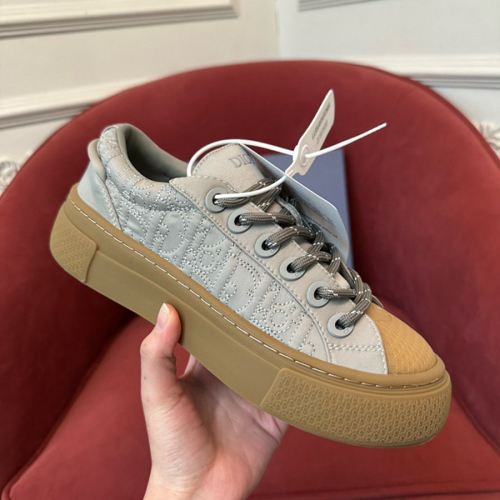 DR B33 LOW-TOP SNEAKERS DR-90