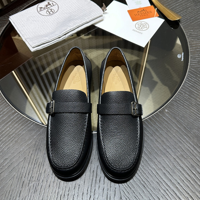HER SHOES HM-23