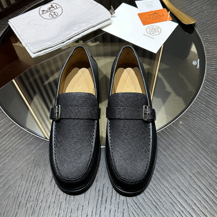 HER SHOES HM-24
