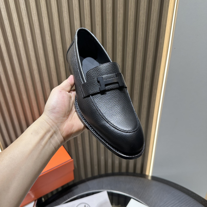HER SHOES HM-27