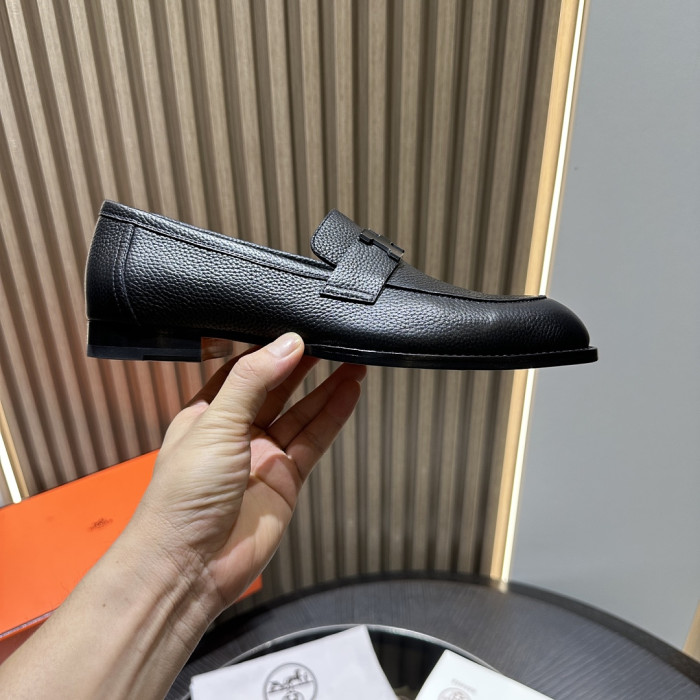HER SHOES HM-27