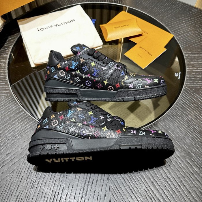 LOVT SNEAKER lv-261