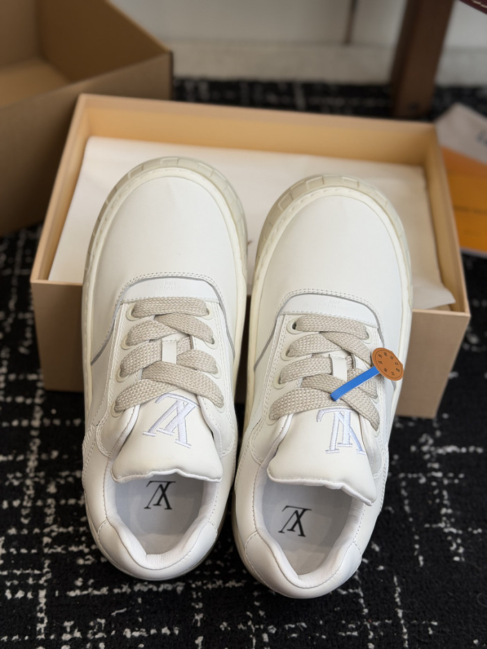 LOVT SNEAKER LV-639