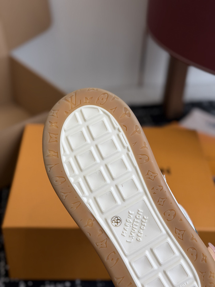 LOVT SNEAKER lv-521