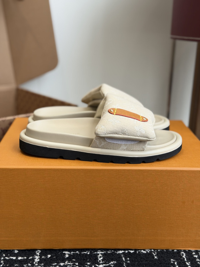 LOVT SANDAL 0415677