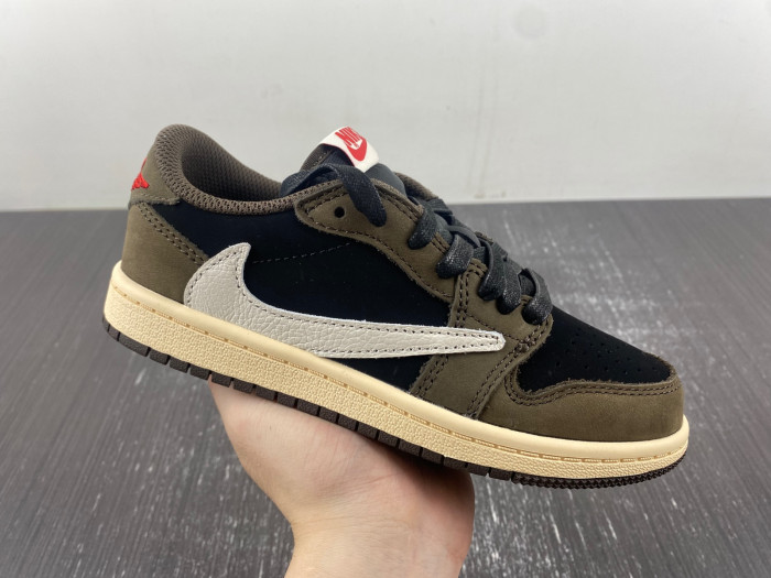 (kids)travis scott x air jordan 1 low