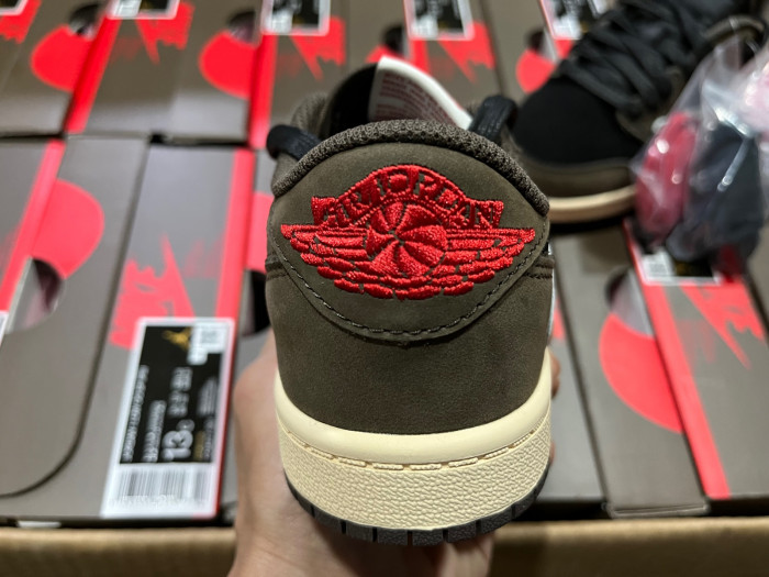 (kids)travis scott x air jordan 1 low