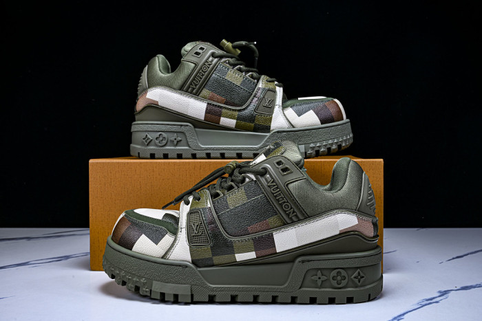 LOVT SNEAKER lv-696